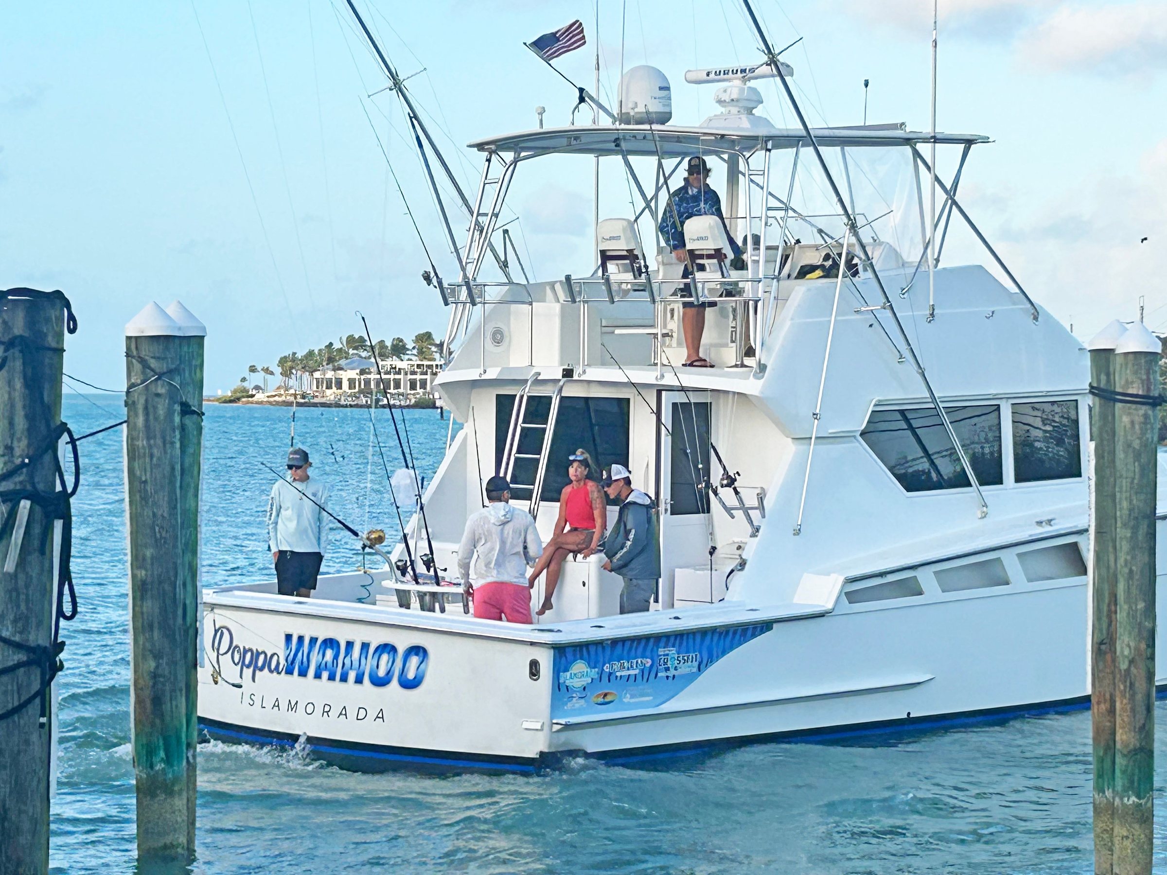 Shark trip action with the Poppa Wahoo Collective